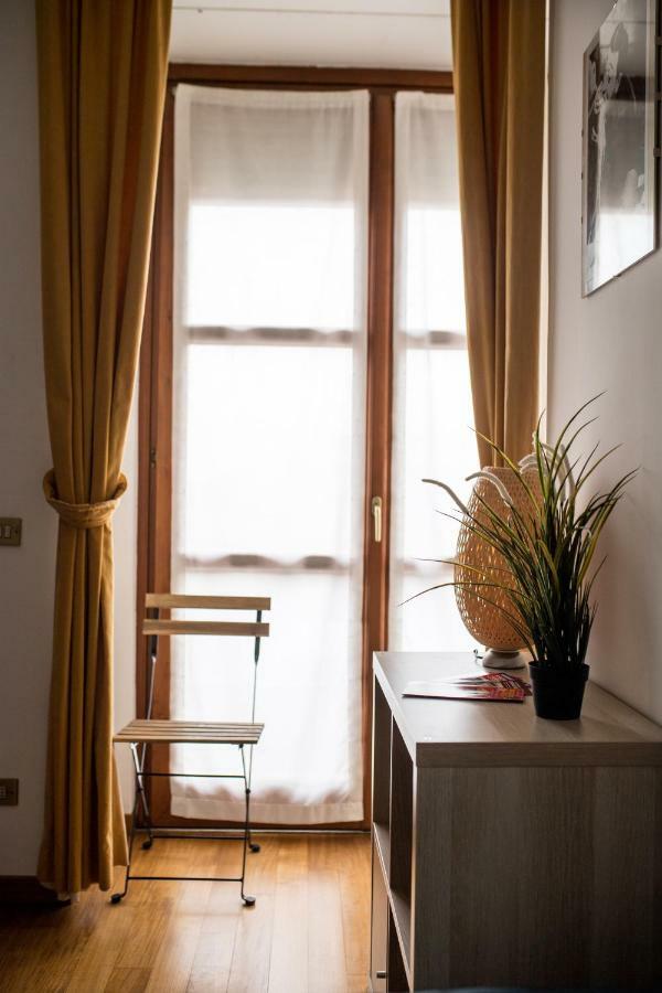 Ferienwohnung Airguest Crocetta Loft Mailand Exterior foto