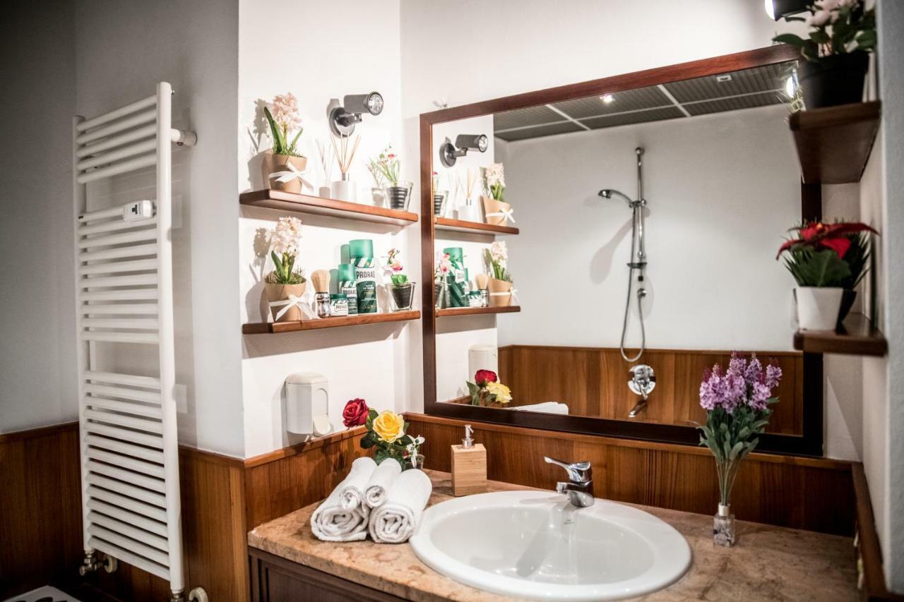 Ferienwohnung Airguest Crocetta Loft Mailand Exterior foto
